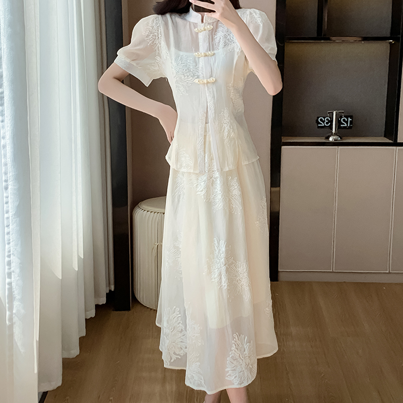 2026-summer-new-style-qipao-improved-young-style-embroidered-new-chinese-style-two-piece-set-petite_3 2026 Summer New Style Qipao Improved Young Style Embroidered New Chinese Style Two-Piece Set Petite