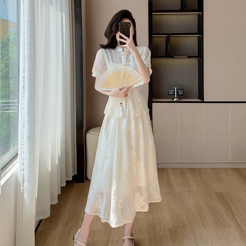 2026-summer-new-style-qipao-improved-young-style-embroidered-new-chinese-style-two-piece-set-petite_4 2026 Summer New Style Qipao Improved Young Style Embroidered New Chinese Style Two-Piece Set Petite