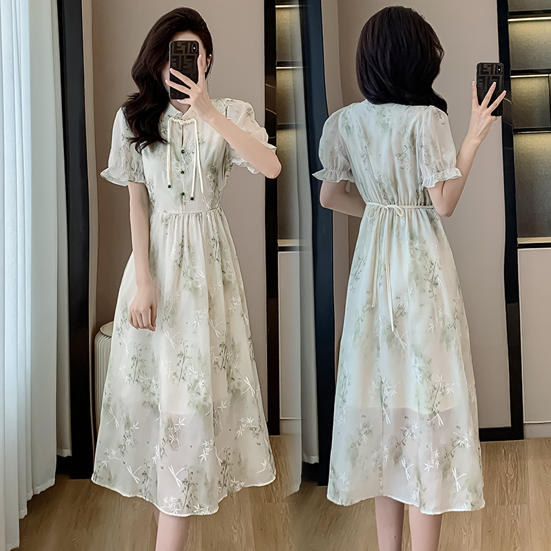 new-chinese-style-floral-embroidered-dress-with-pankou-and-tassels_1 New Chinese Style Floral Embroidered Dress with Pankou and Tassels