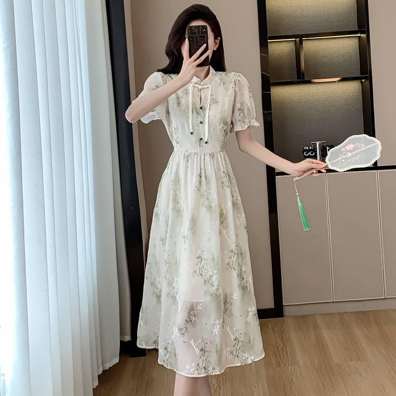 new-chinese-style-floral-embroidered-dress-with-pankou-and-tassels_2 New Chinese Style Floral Embroidered Dress with Pankou and Tassels