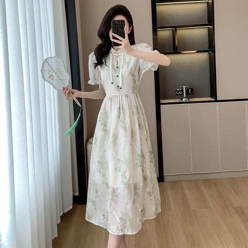 new-chinese-style-floral-embroidered-dress-with-pankou-and-tassels_3 New Chinese Style Floral Embroidered Dress with Pankou and Tassels