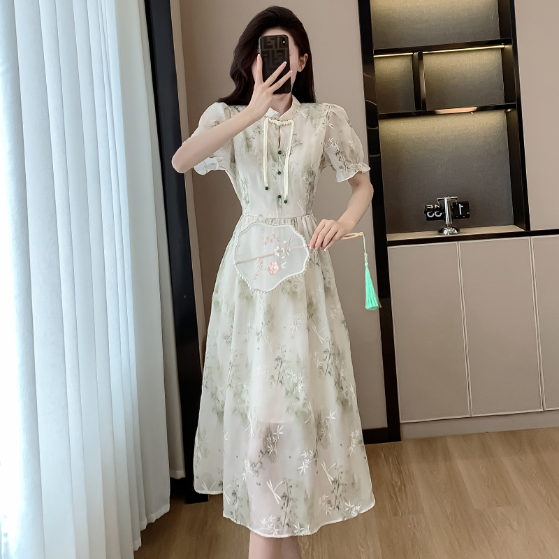 new-chinese-style-floral-embroidered-dress-with-pankou-and-tassels_4 New Chinese Style Floral Embroidered Dress with Pankou and Tassels
