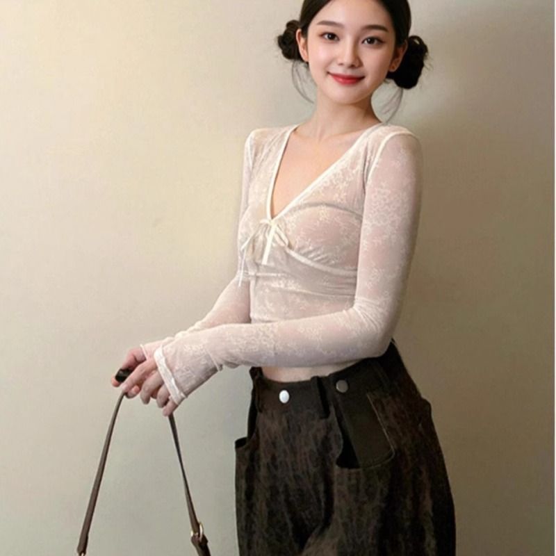 V-Neck Lace Top Women Long Sleeve Slim Fit T-Shirt