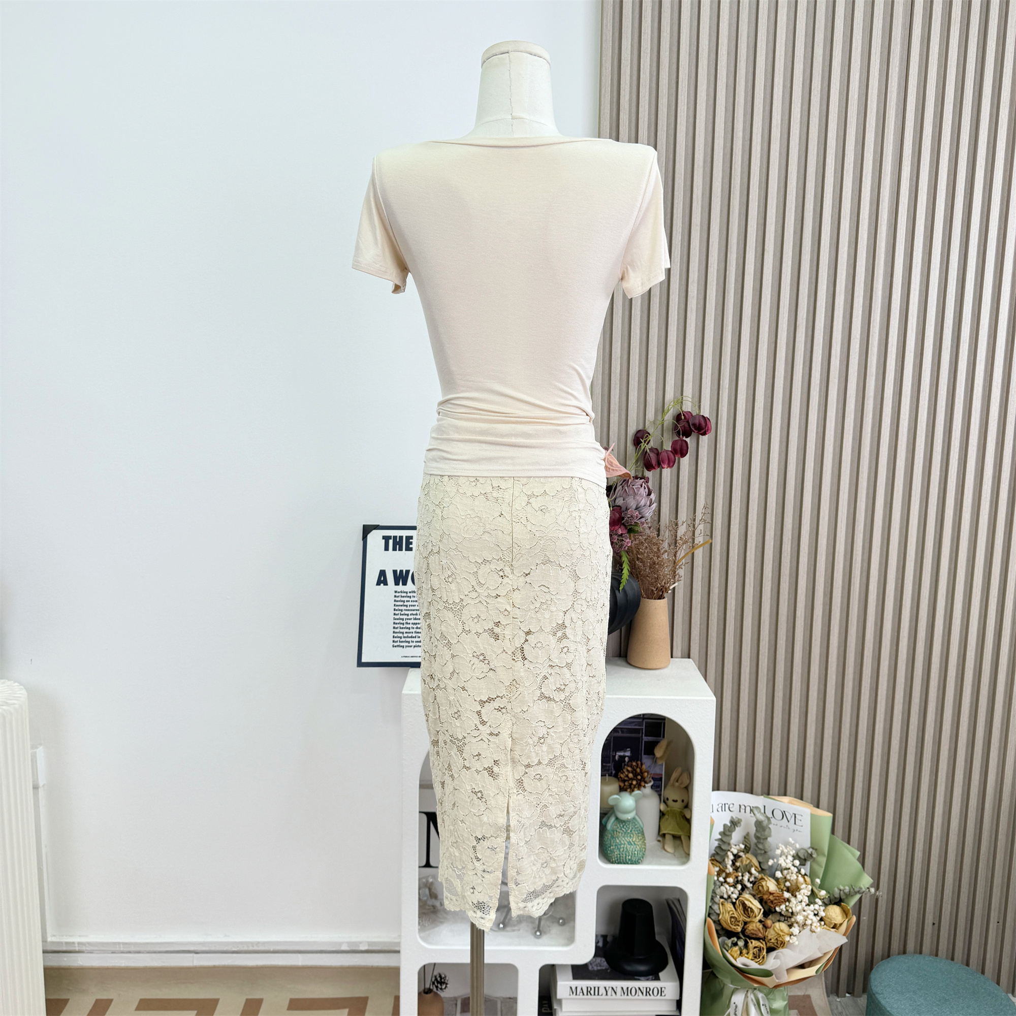 womens-lace-a-line-skirt-high-waist-slimming-straight-mini-skirt-light-apricot-set_3 Women's Lace A-Line Skirt High Waist Slimming Straight Mini Skirt Light Apricot Set