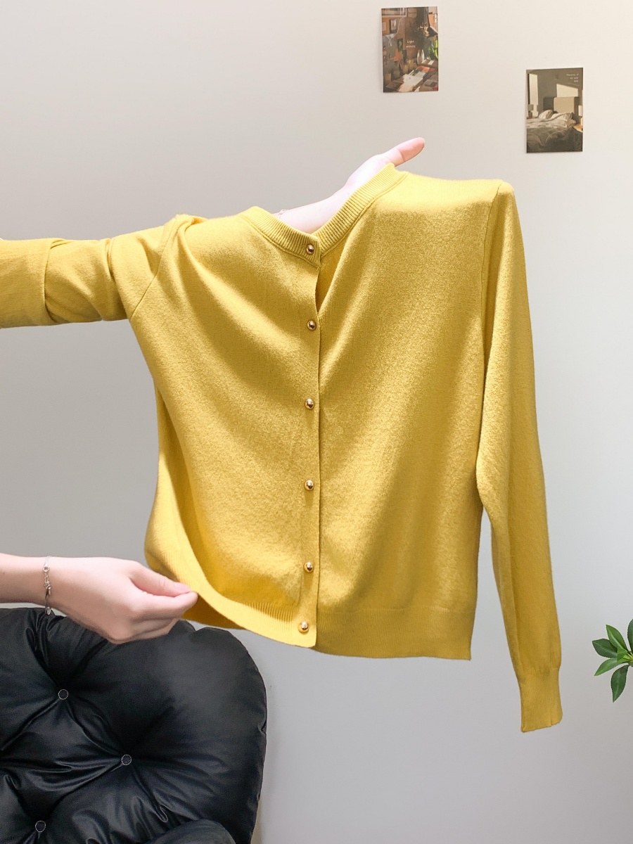Women's Round Neck Long Sleeve Button Front Knit Cardigan Soft Slimming Top